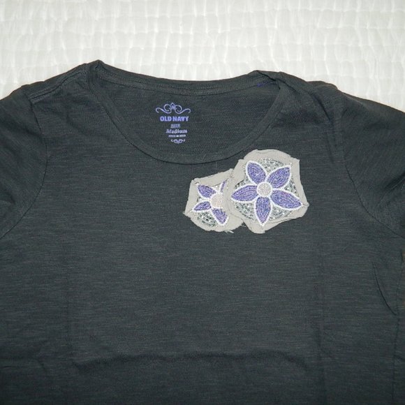 Old Navy Dark Grayish-Purple Beaded Tee , Med - Picture 2 of 7